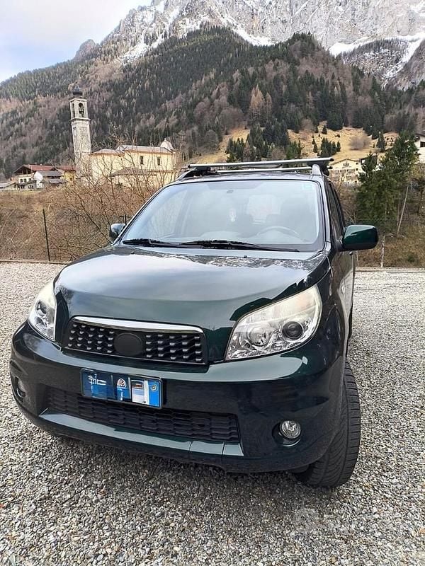 Usata Daihatsu Terios HIRO 105 CV (77 kW) 2009 SUV