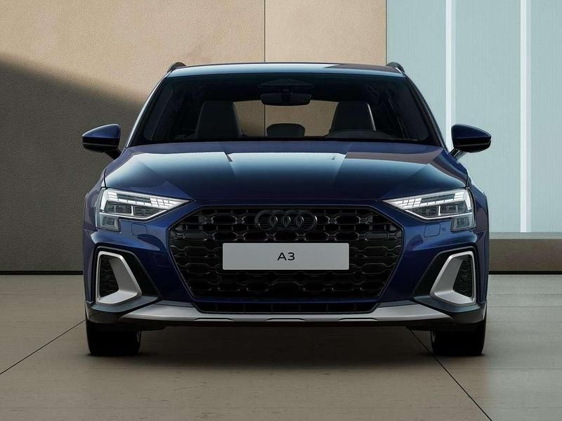 Nuova Audi A3 150 CV (110 kW) 2025 Blu/azzurro Berlina