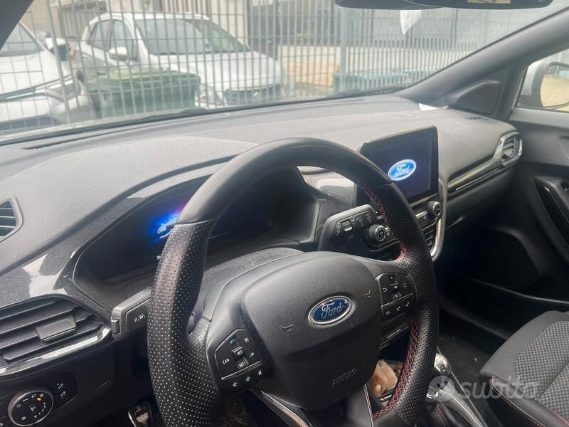 Usata 2021 Ford Puma Tre volumi | 15.000 € (Buon prezzo) - Immagine 1/4