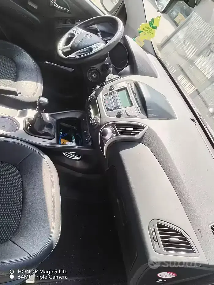 Usata Hyundai ix35 136 CV (100 kW) 2012 Grigio SUV