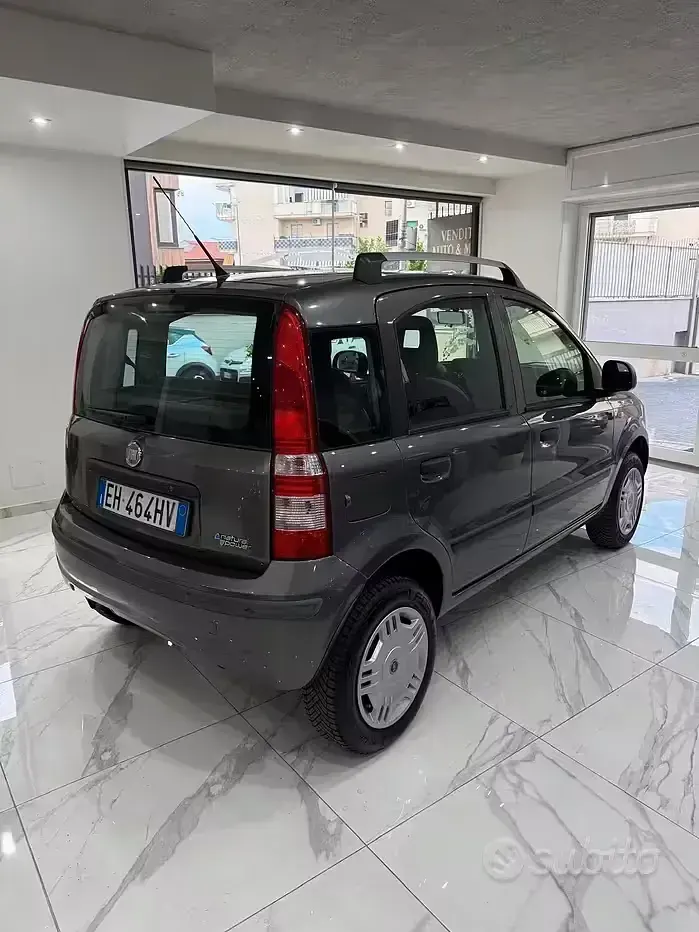 Usata Fiat Panda Classica 69 CV (50 kW) 2012 Grigio Utilitaria