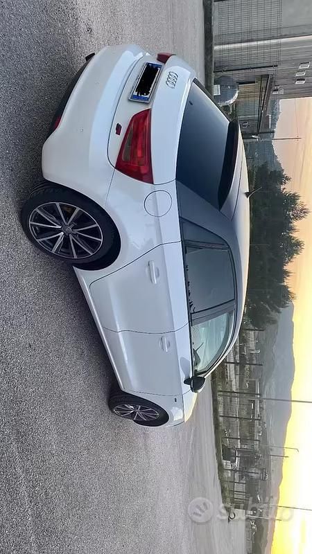 Usata Audi A1 S-Line 90 CV (66 kW) 2012 Bianco Utilitaria