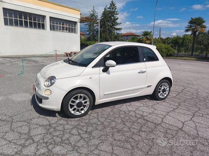 Usata Fiat 500 75 CV (55 kW) 2009 Bianco Berlina
