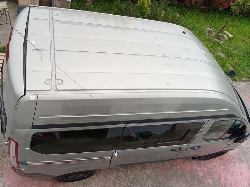 Usata Ford Transit Custom Trend 125 CV (91 kW) 2015 Grigio Station wagon