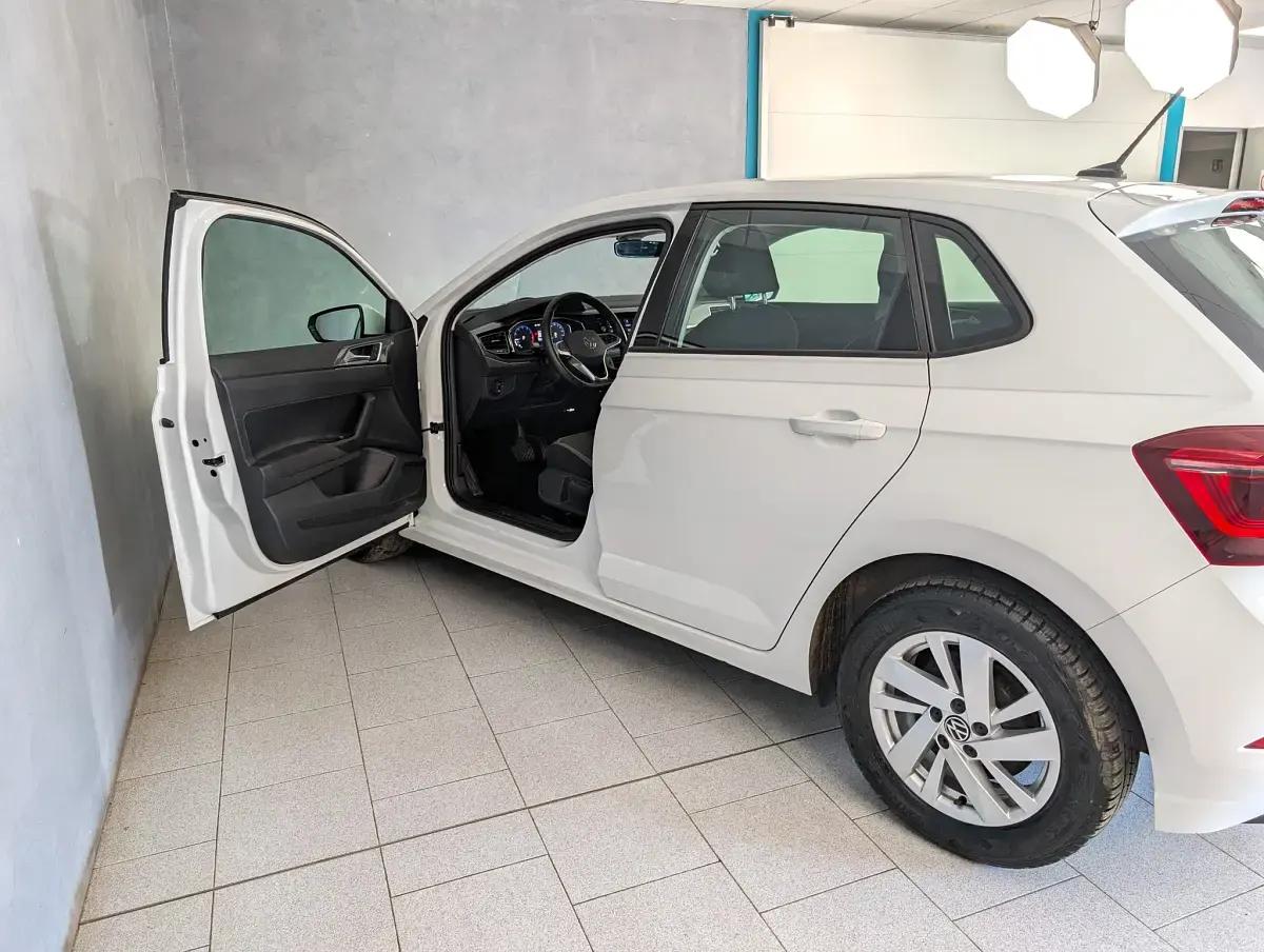 Usata VW Polo Style 95 CV (69 kW) 2023 Bianco Utilitaria