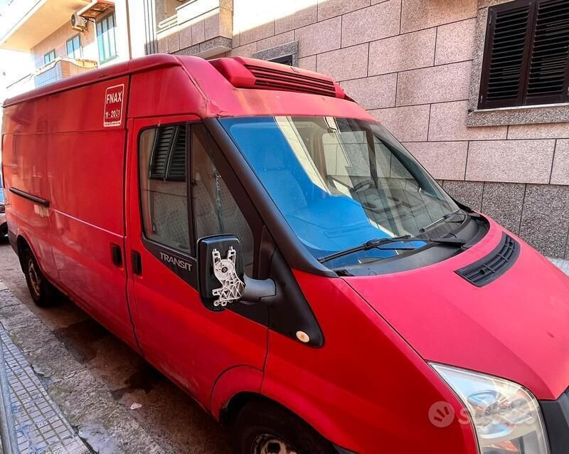 Usata Ford Transit 101 CV (74 kW) 2009 Rosso Berlina
