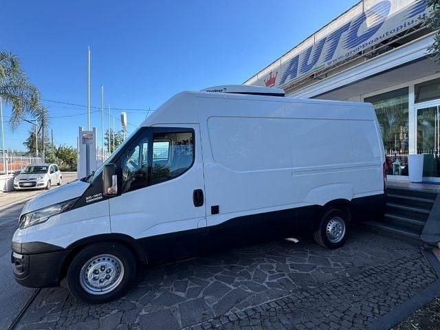 Usata Iveco Daily 2018 Bianco Berlina
