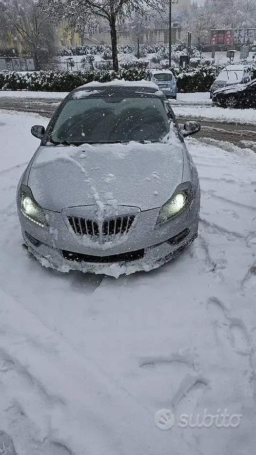 Usata Lancia Delta 190 CV (139 kW) 2008 Utilitaria