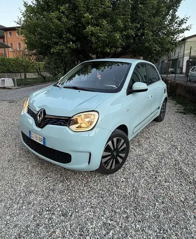 Begagnad Renault Twingo Zen 30 kW (42 HK) 2021 Blå Halvkombi