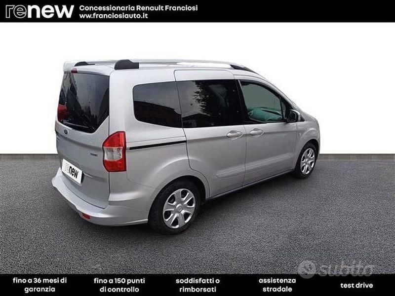 Usata Ford Tourneo Courier 101 CV (74 kW) 2018 Grigio Monovolume