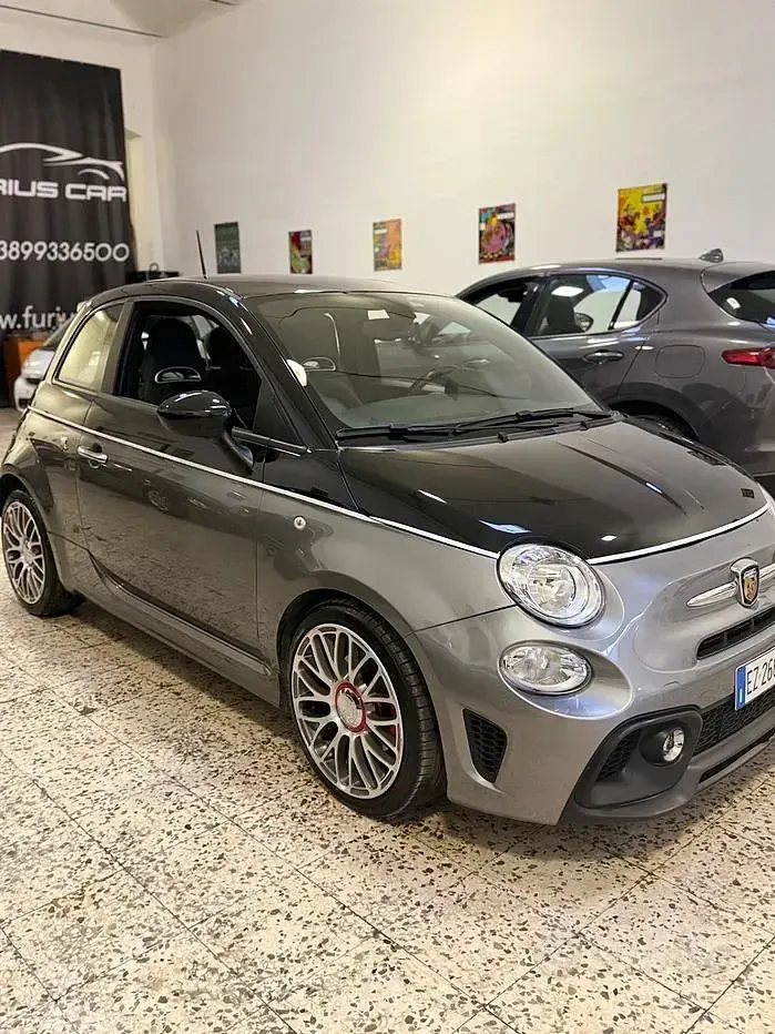 Usata Abarth 500 Custom 135 CV (99 kW) 2015 Grigio Utilitaria
