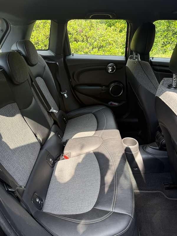Usata Mini Cooper D 116 CV (85 kW) 2019 Utilitaria