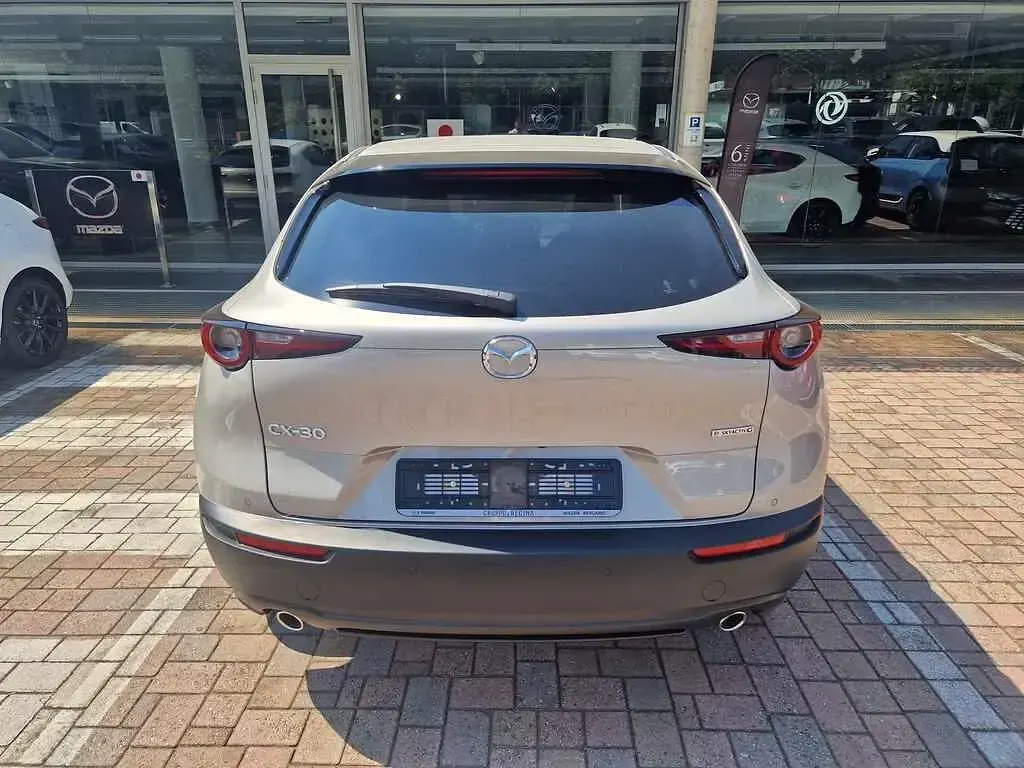Usata Mazda CX-30 140 CV (102 kW) 2021 Jet black metallic SUV