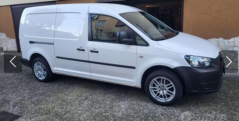Usata VW Caddy Maxi 109 CV (80 kW) 2013 Bianco Monovolume
