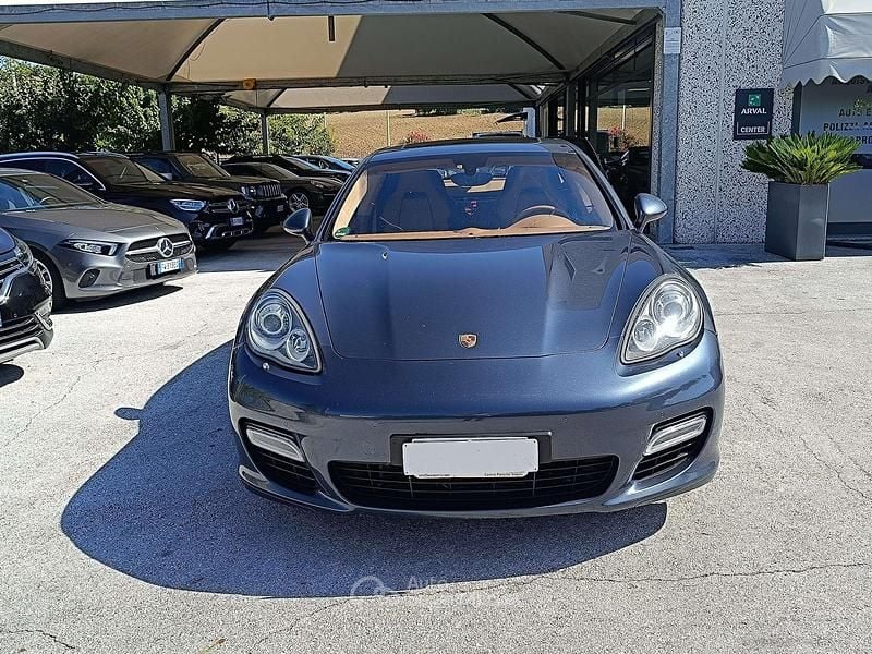 Usata Porsche Panamera 500 CV (367 kW) 2011 Blu/azzurro Berlina