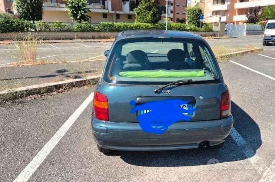 Usata Nissan Micra 60 CV (44 kW) 1993 Verde Utilitaria