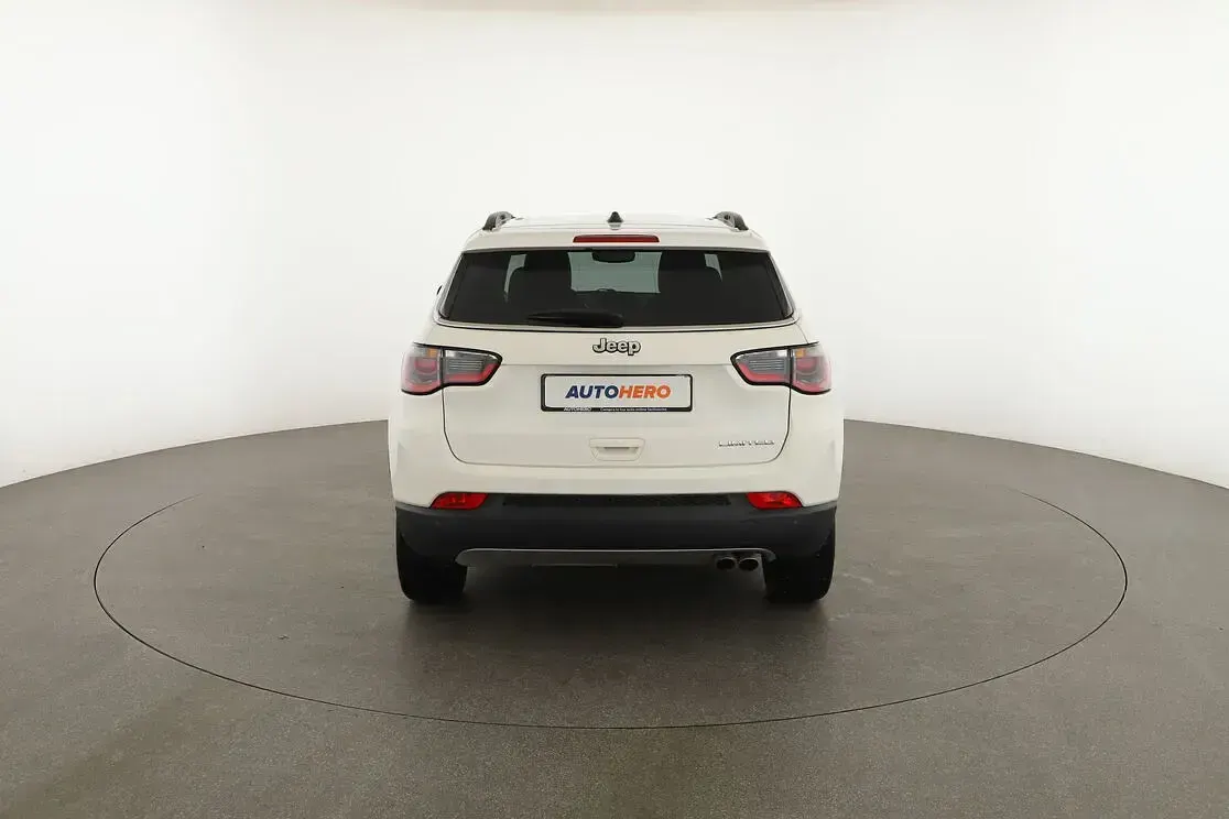 Usado Jeep Compass Limited 120 CV (88 kW) 2018 Blanco SUV