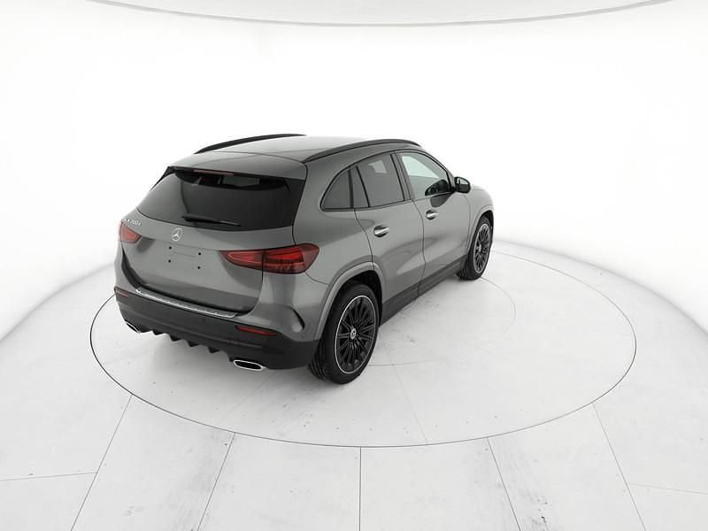 Nuova Mercedes GLA200 AMG line 150 CV (110 kW) 2026 Grigio SUV
