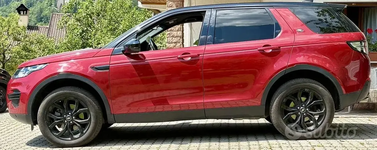 Usata Land Rover Discovery Sport 150 CV (110 kW) 2017 Rosso SUV