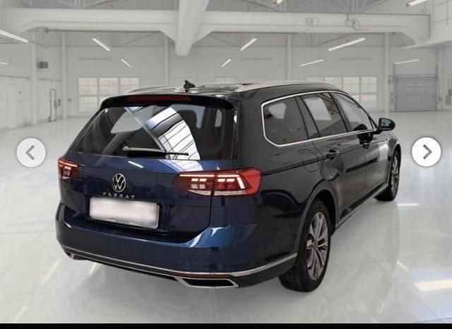 Usata VW Passat Executive 200 CV (147 kW) 2022 Blu Station wagon