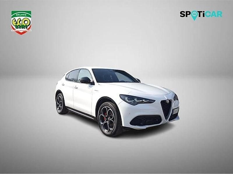 Usata Alfa Romeo Stelvio Veloce 210 CV (154 kW) 2024 Bianco SUV