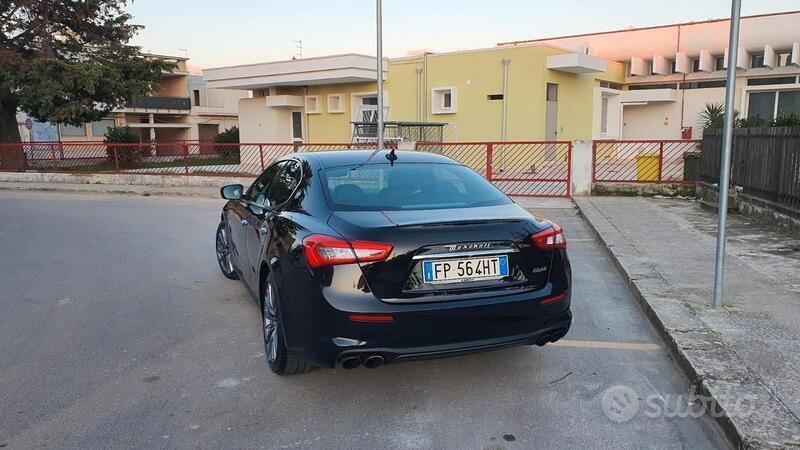 Usata Maserati Ghibli 250 CV (183 kW) 2018 Nero Coupé