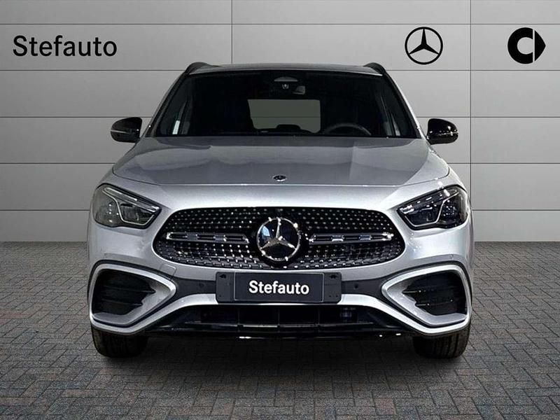 Nuova Mercedes GLA200 AMG line 150 CV (110 kW) 2026 Argento hightech SUV