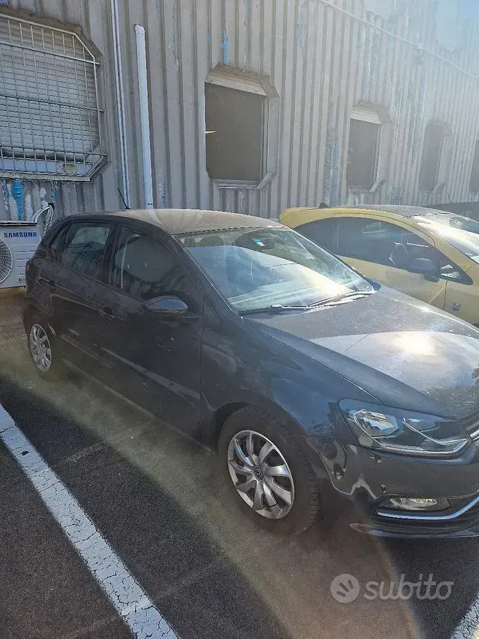 Usata VW Polo Comfortline 90 CV (66 kW) 2016 Grigio Berlina