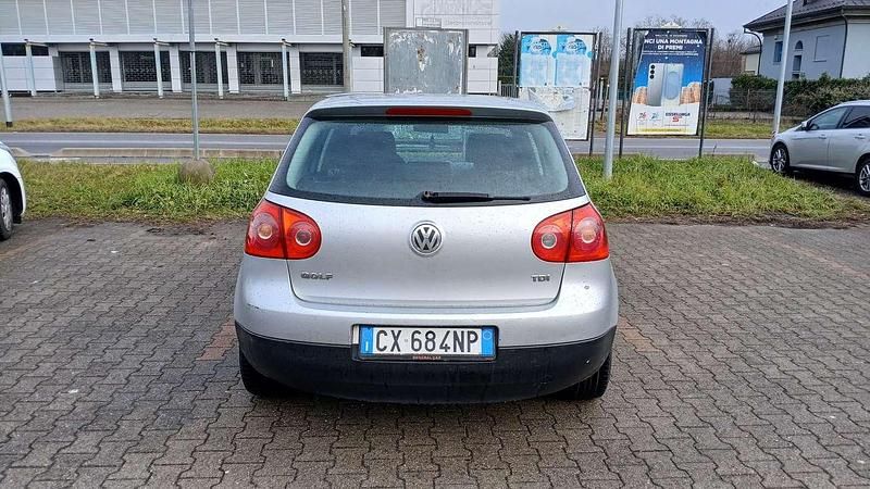 Usata VW Golf IV Comfortline 105 CV (77 kW) 2005 Berlina