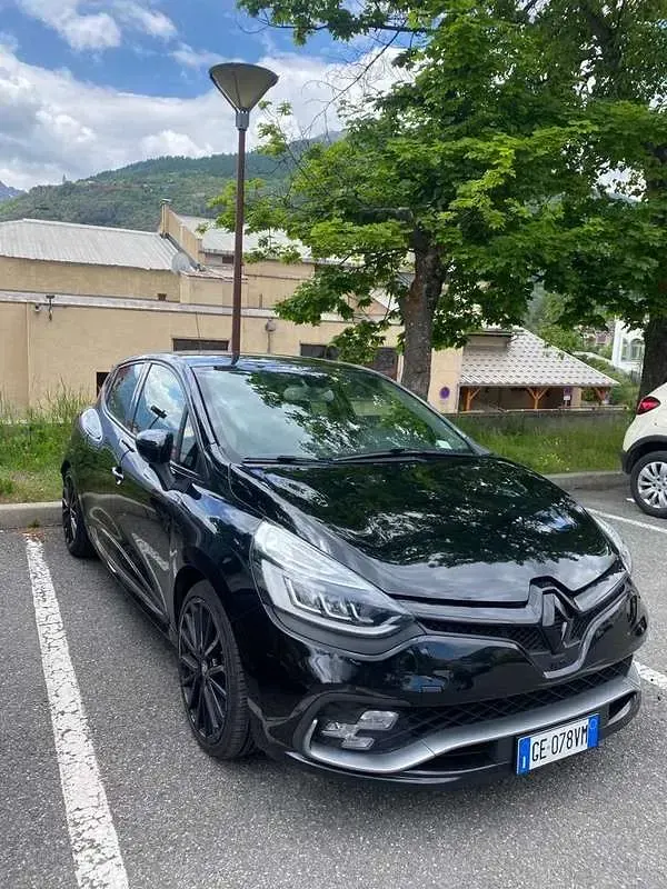 Usata Renault Clio IV R.S. 200 CV (147 kW) 2017 Berlina