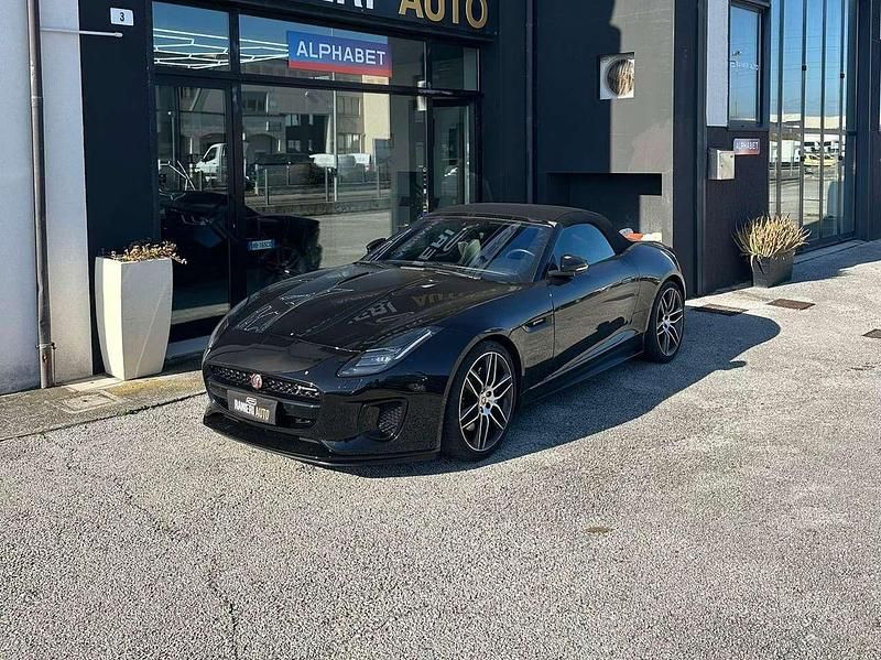 Usata Jaguar F-Type R-Dynamic 300 CV (220 kW) 2018 Nero Cabrio