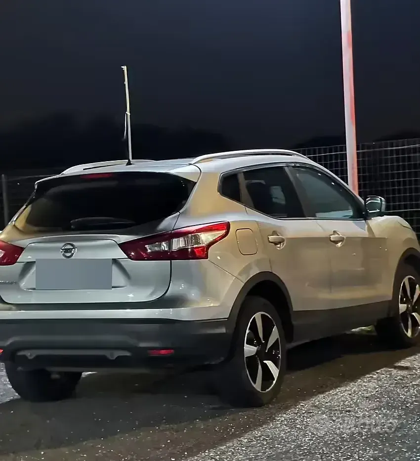 Usata Nissan Qashqai 360º 131 CV (96 kW) 2017 Grigio SUV