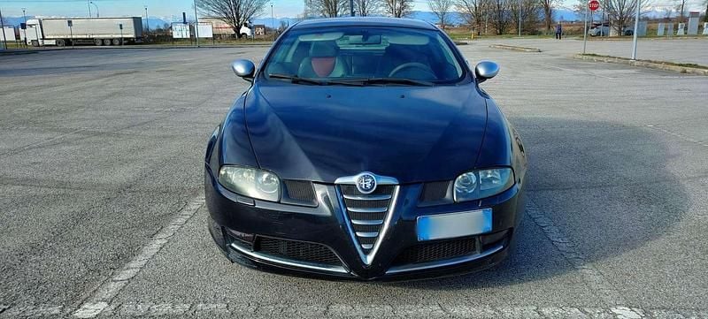 Usata Alfa Romeo GT 150 CV (110 kW) 2007 Nero Coupé