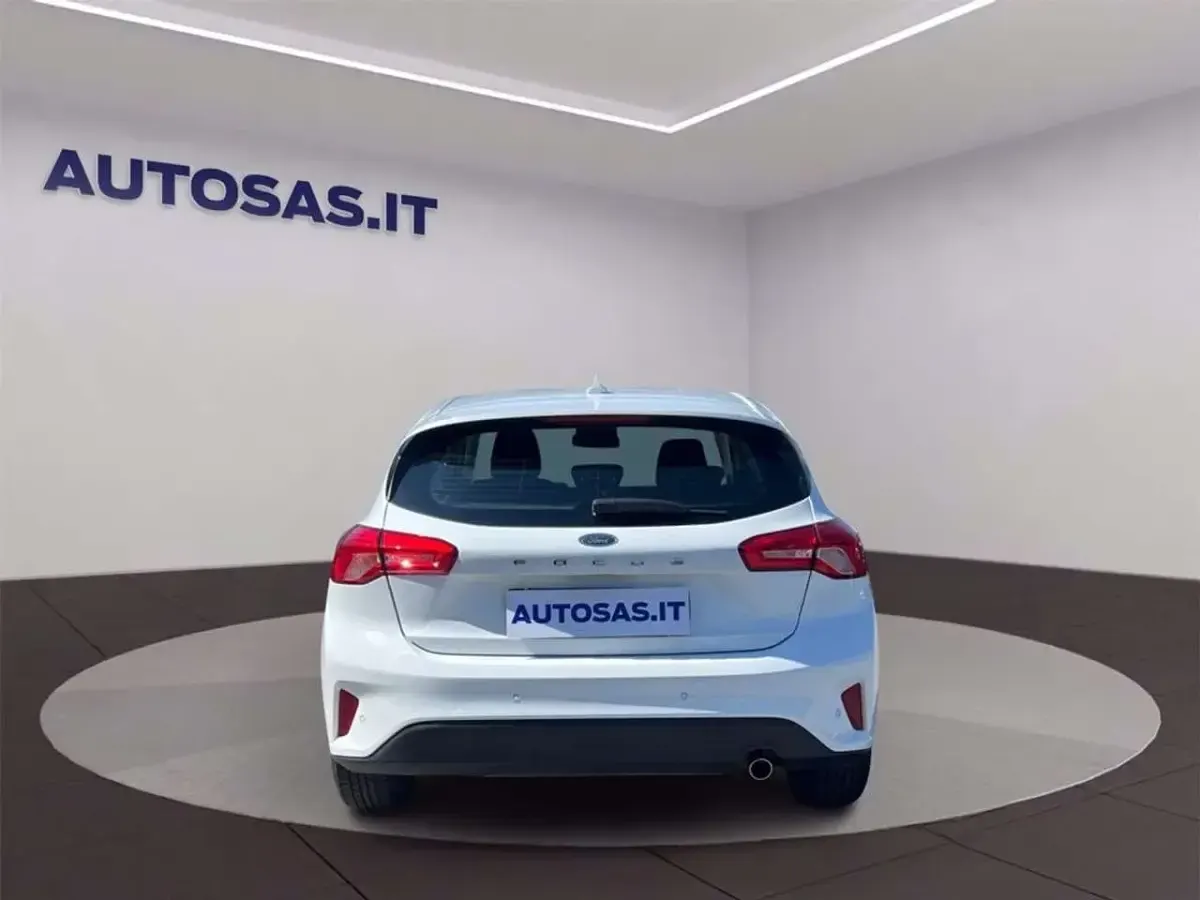 Usata Ford Focus 101 CV (74 kW) 2018 Bianco Berlina