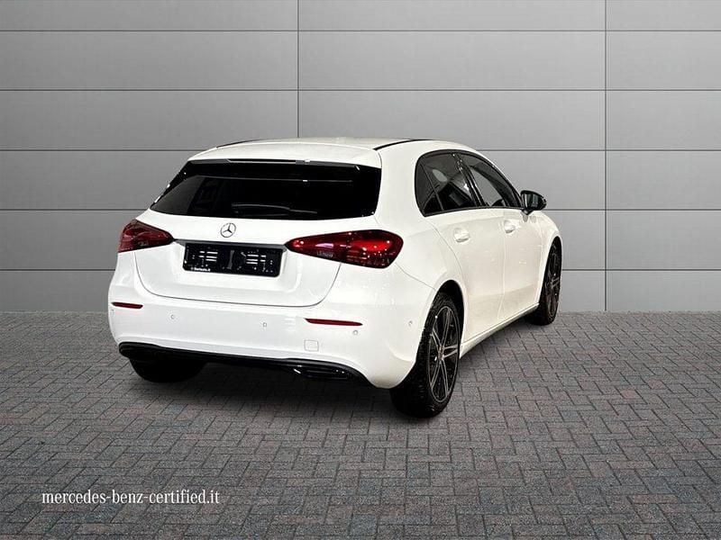 Usata Mercedes A180 Advanced 136 CV (100 kW) 2024 Bianco polare Berlina