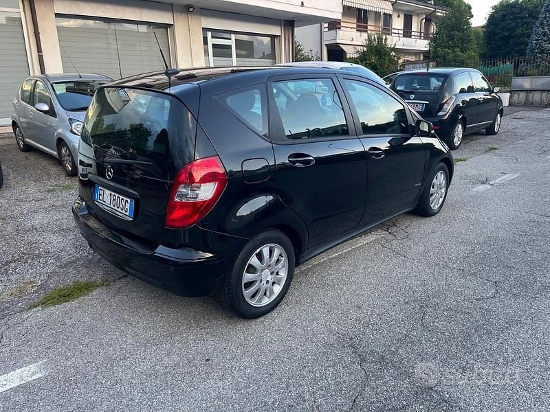 Usata Mercedes A160 Executive 82 CV (60 kW) 2012 Nero Berlina