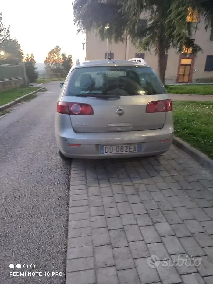 Usata Fiat Croma 150 CV (110 kW) 2005 Grigio Station wagon