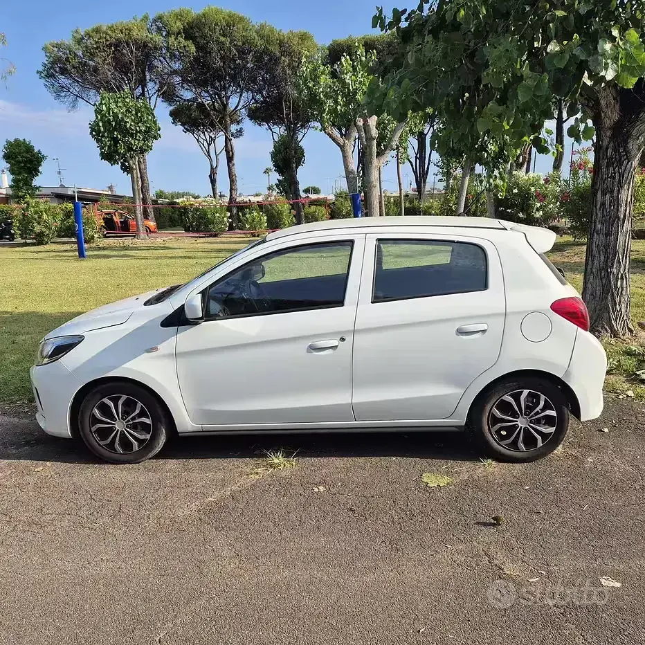 Usata Mitsubishi Space Star 71 CV (52 kW) 2021 Bianco Utilitaria