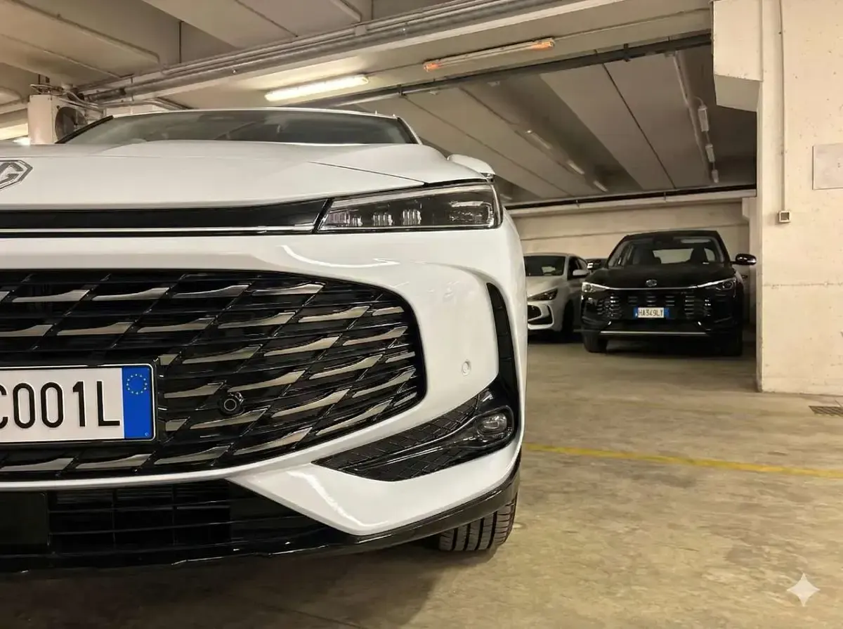 Nuova MG HS 143 CV (105 kW) 2026 Bianco SUV