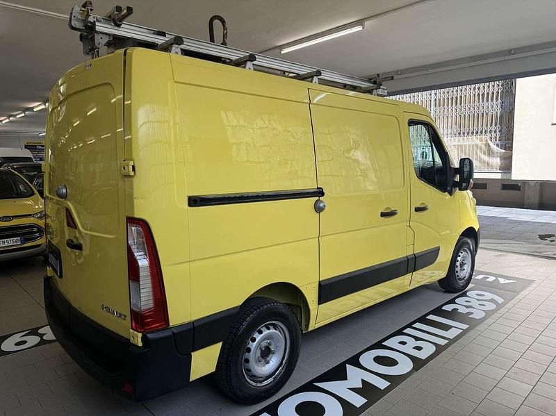 Usata Renault Master T28 125 CV (91 kW) 2019 Giallo Monovolume