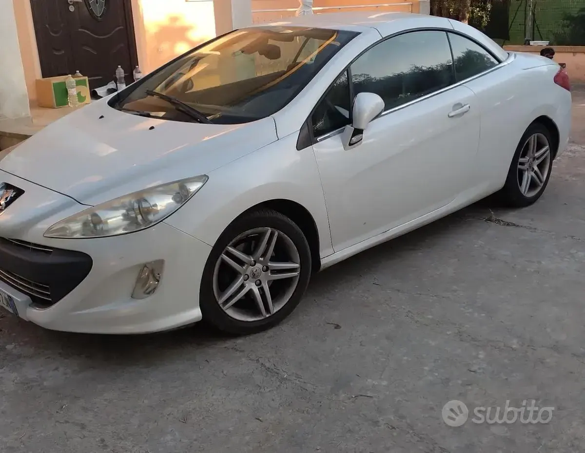 Usata Peugeot 308 CC 136 CV (100 kW) 2009 Bianco Cabrio