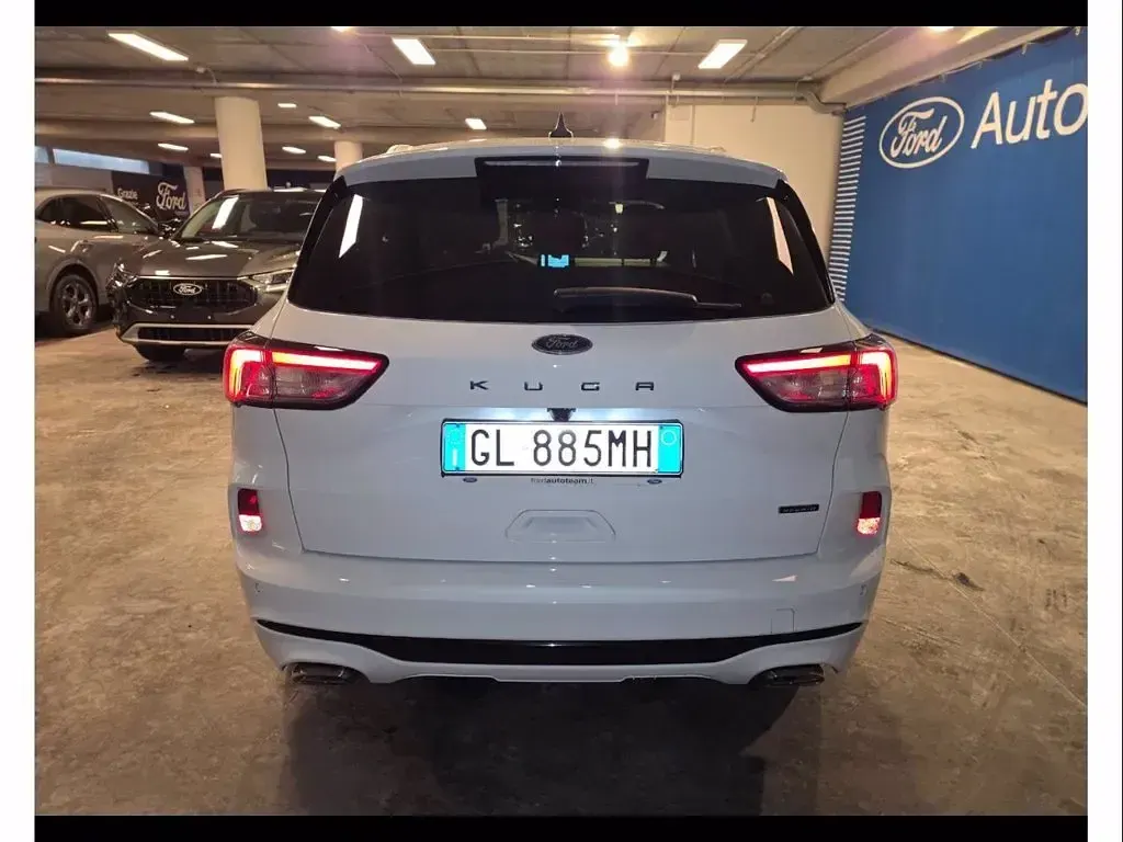 Usata Ford Kuga ST-Line X 225 CV (165 kW) 2022 Frozen white SUV