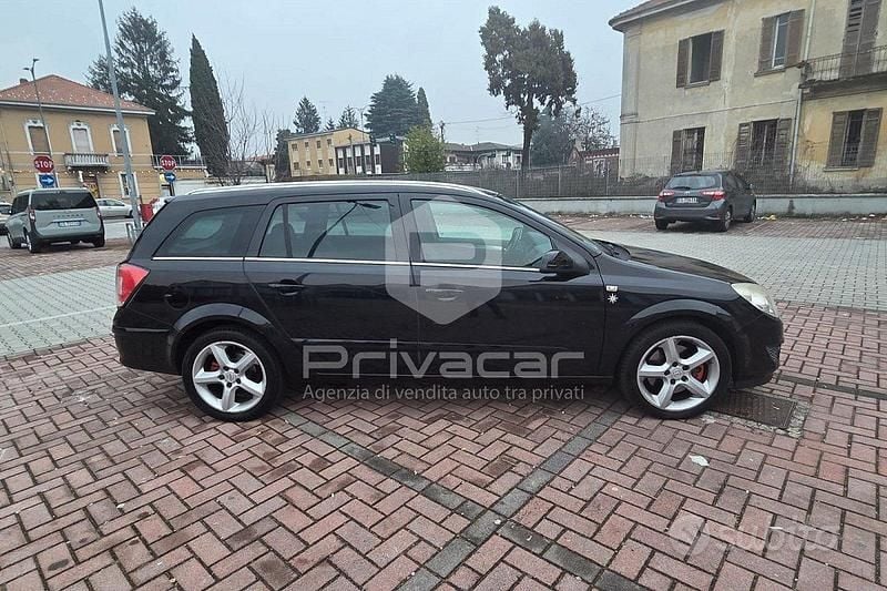 Usata Opel Astra Cosmo 125 CV (91 kW) 2008 Nero Station wagon