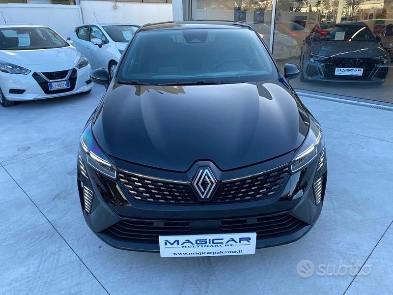 Usata Renault Clio V Techno 90 CV (66 kW) 2024 Nero Berlina