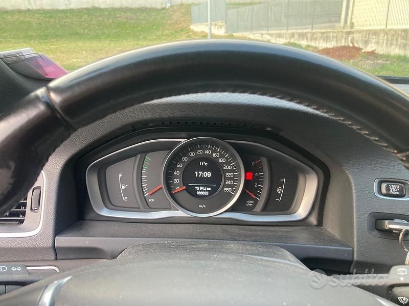 Usata Volvo V60 2013 Nero Station wagon