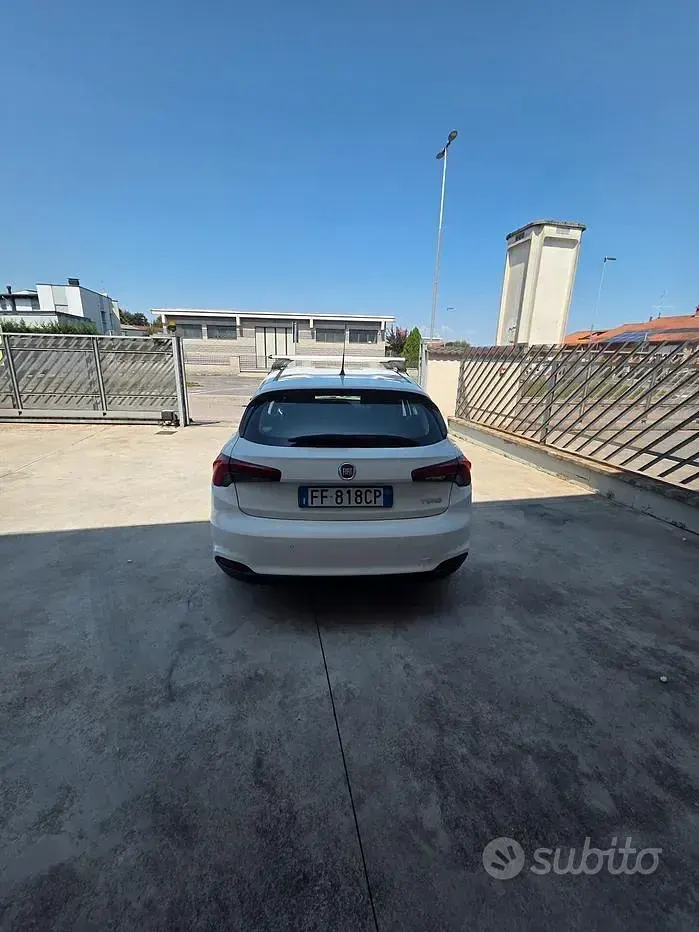Usata Fiat Tipo Business 120 CV (88 kW) 2016 Bianco Berlina