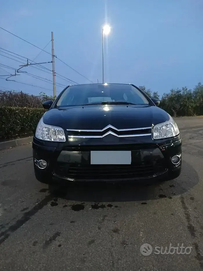 Usata Citroën C4 109 CV (80 kW) 2009 Nero Berlina