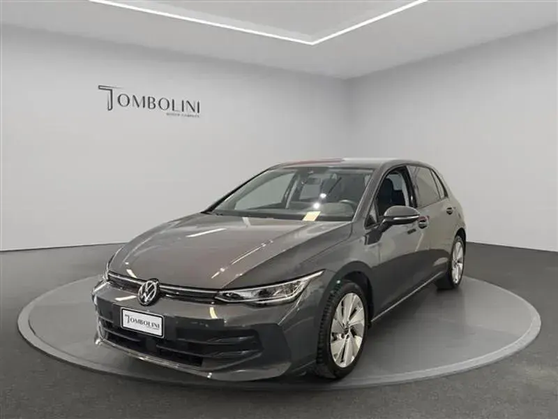 Usata VW Golf VIII Edition 116 CV (85 kW) 2025 Grigio Berlina
