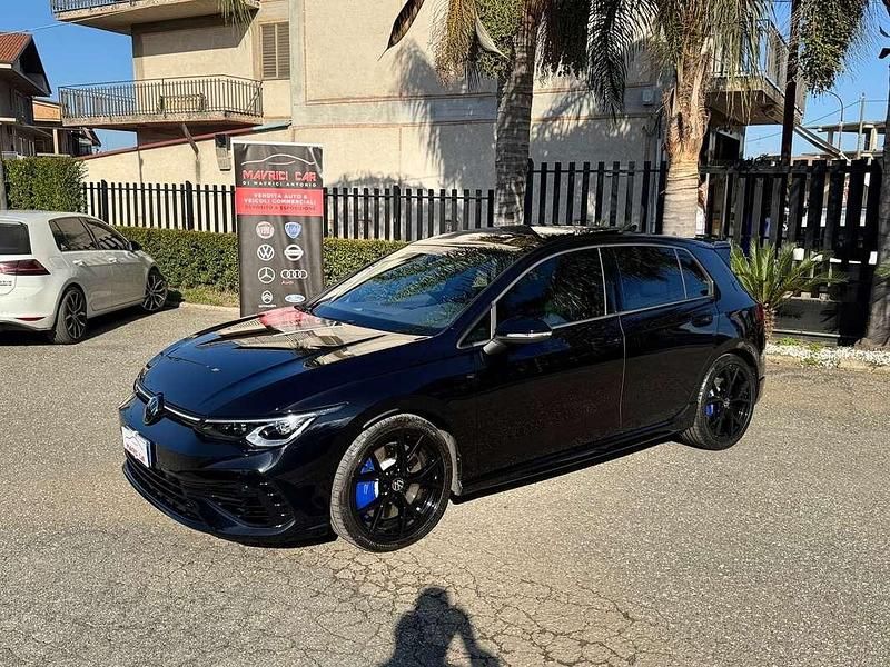 Usata VW Golf VIII R 333 CV (244 kW) 2024 Berlina