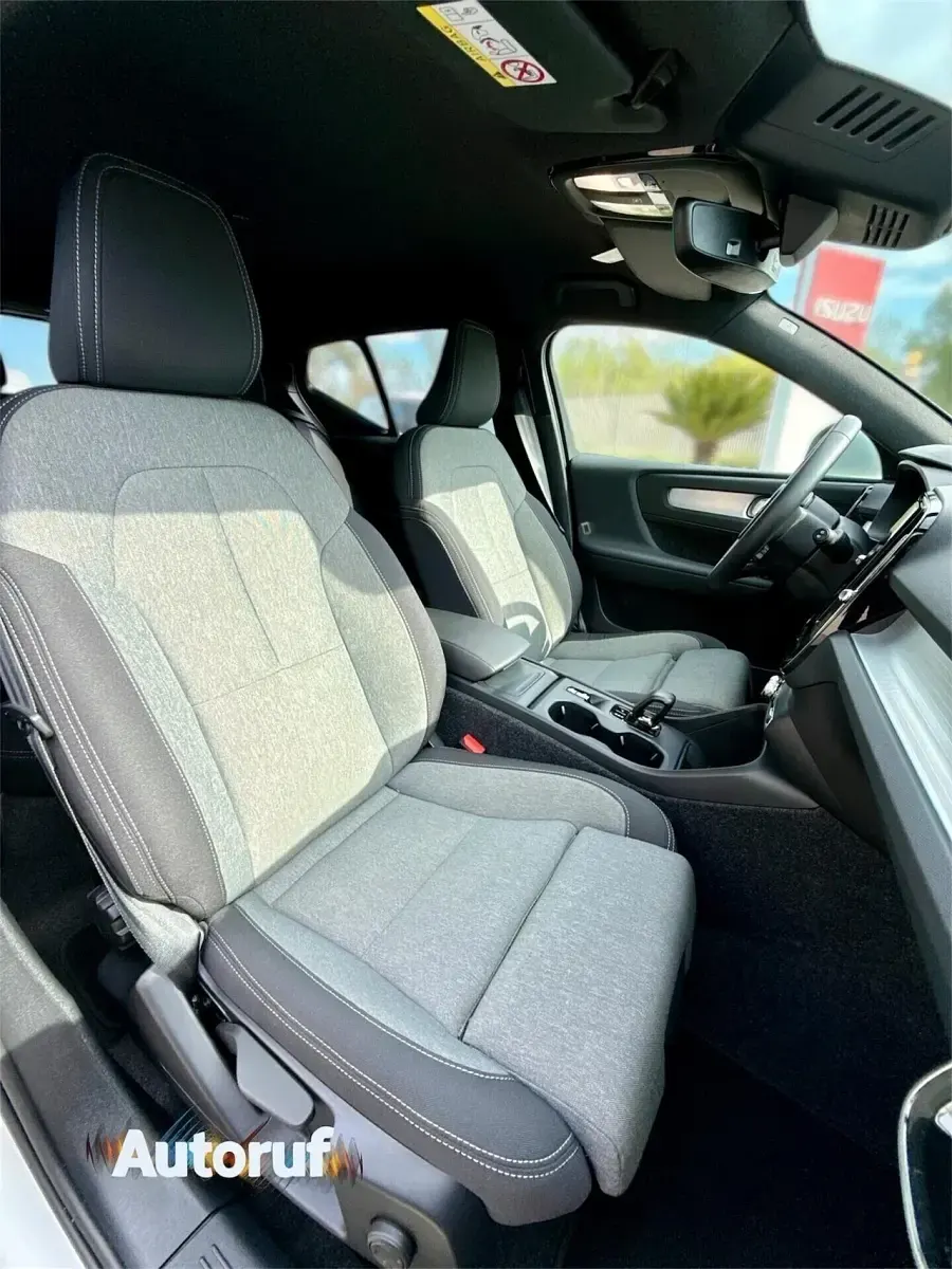 Usata Volvo XC40 163 CV (119 kW) 2025 Bianco SUV
